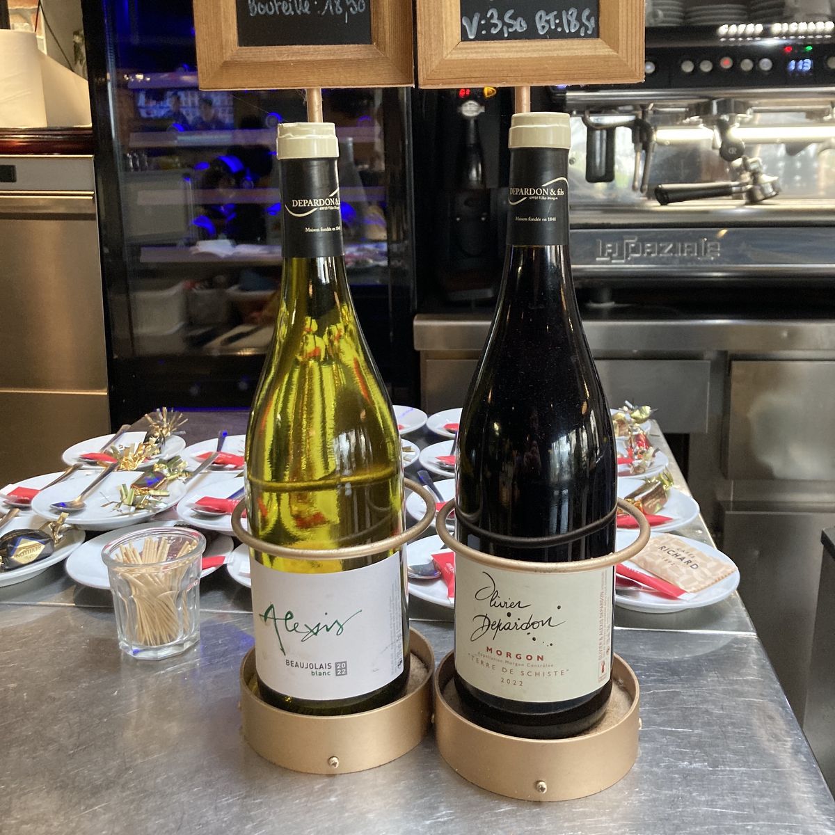 Vin Blanc Vin Rouge